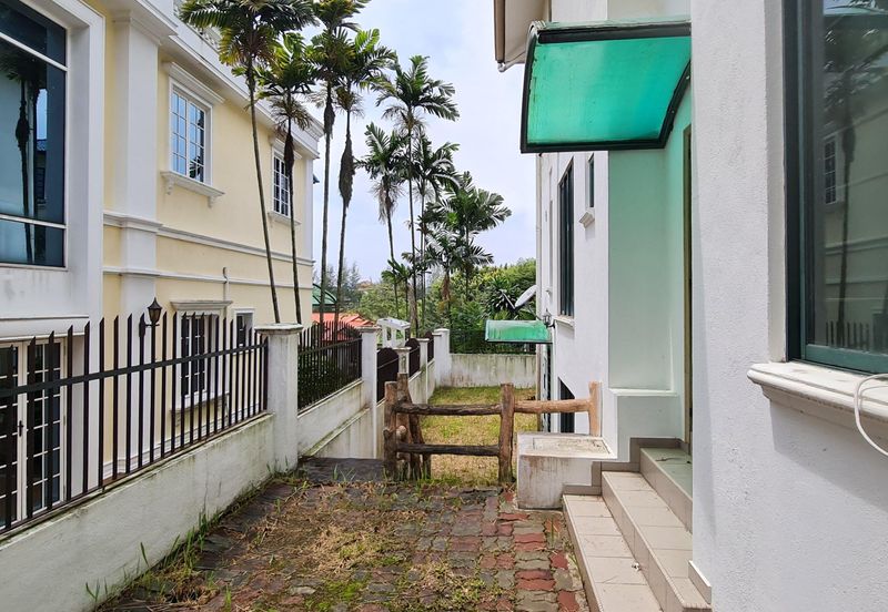 Tropicana Golf & Country Resort