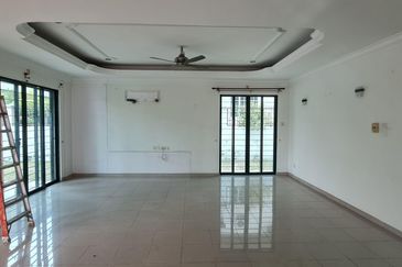 Tropicana Golf & Country Resort