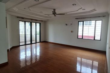 Tropicana Golf & Country Resort