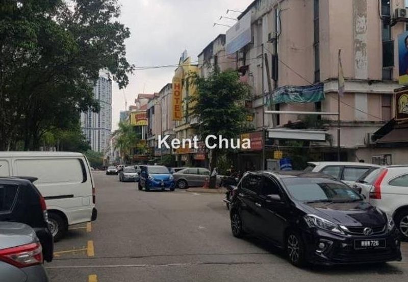 Medan Putra Business Centre