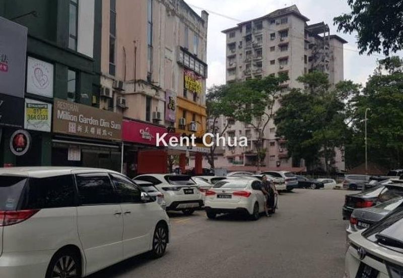 Medan Putra Business Centre