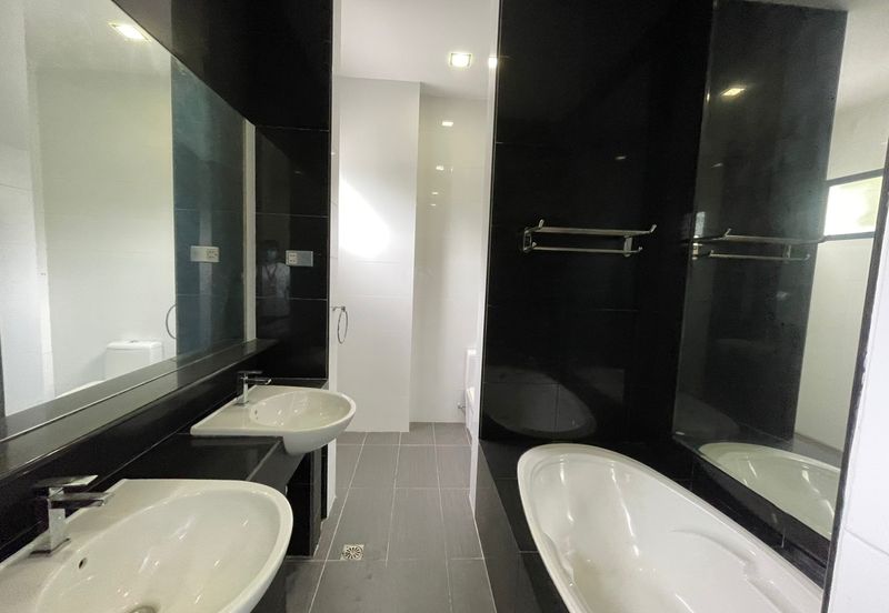 Kenny Hills (Bukit Tunku), Kenny Hills (Bukit 