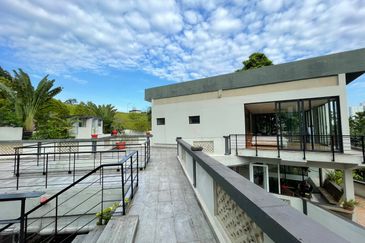 Kenny Hills (Bukit Tunku), Kenny Hills (Bukit 