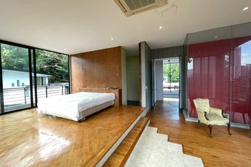 Kenny Hills (Bukit Tunku), Kenny Hills (Bukit 