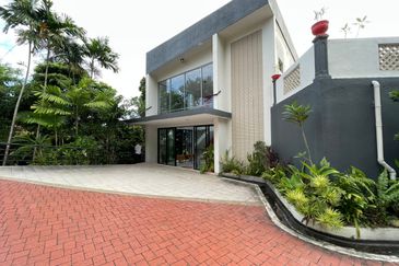 Kenny Hills (Bukit Tunku), Kenny Hills (Bukit 