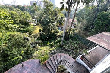 Kenny Hills (Bukit Tunku), Kenny Hills (Bukit 