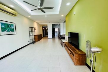 Desa ParkCity (Nadia Parkfront Condominium)