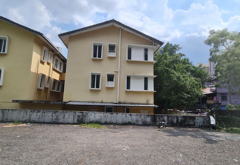 Brickfields, Brickfields, Kuala Lumpur ,Limited 3sty hostel building with open parking and residential land!