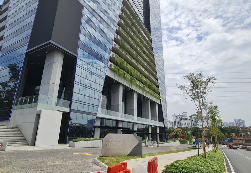 The MET Corporate Towers