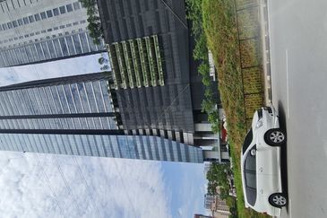 The MET Corporate Towers