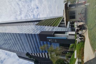 The MET Corporate Towers