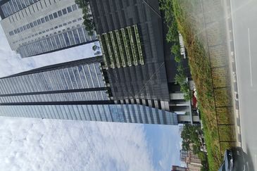 The MET Corporate Towers