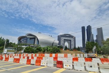 The MET Corporate Towers