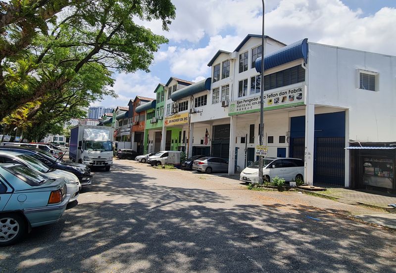 Sri Edaran Light Industrial Park