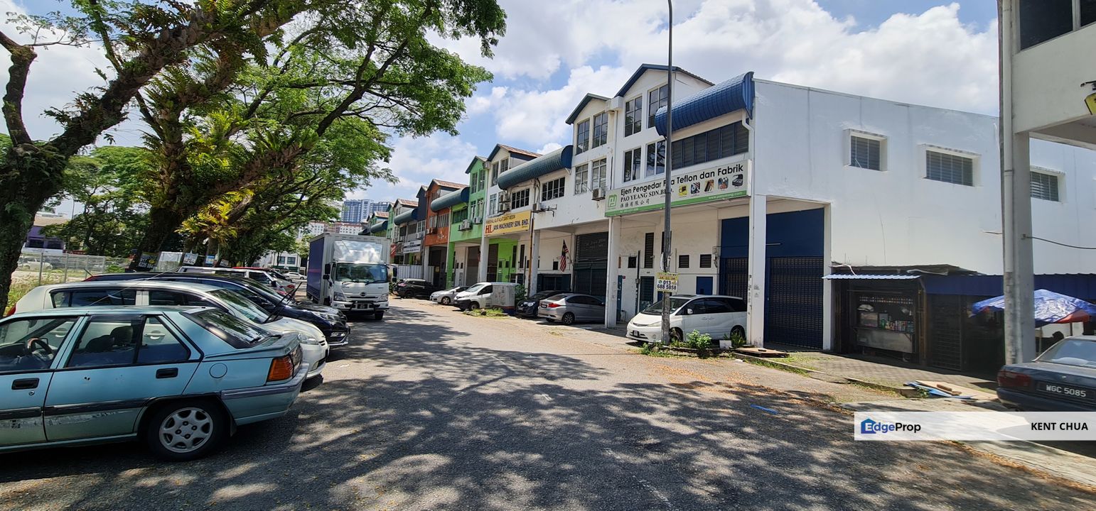 Sri Edaran Light Industrial Park, Kepong, Kuala Lumpur, limited extended link factory with cargo lift, Kuala Lumpur, Kepong
