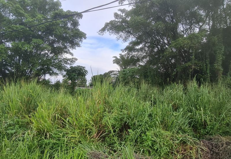 Telok Panglima Garang, Telok Panglima Garang, Selangor converted main road frontage commercial land!