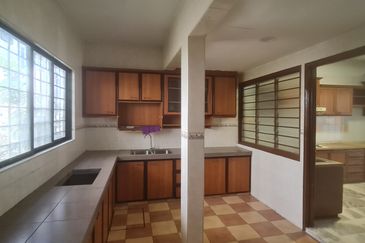 Bandar Sri Damansara, Bandar Sri Damansara, Selangor. Limited SD7 2.5sty house