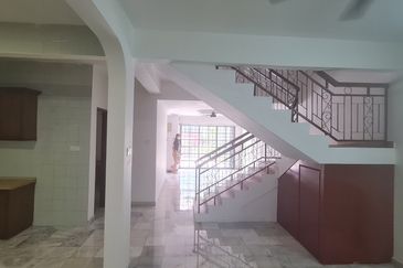 Bandar Sri Damansara, Bandar Sri Damansara, Selangor. Limited SD7 2.5sty house