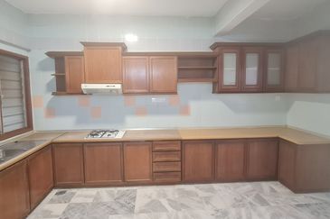 Bandar Sri Damansara, Bandar Sri Damansara, Selangor. Limited SD7 2.5sty house