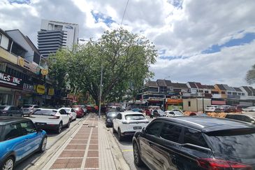 Taman Tun Dr Ismai, Taman Tun Dr Ismail, Kuala Lumpur limited 3sty endlot shop!