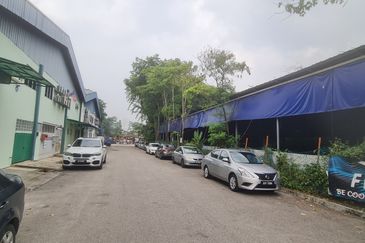 Jalan Bukit Kemuning