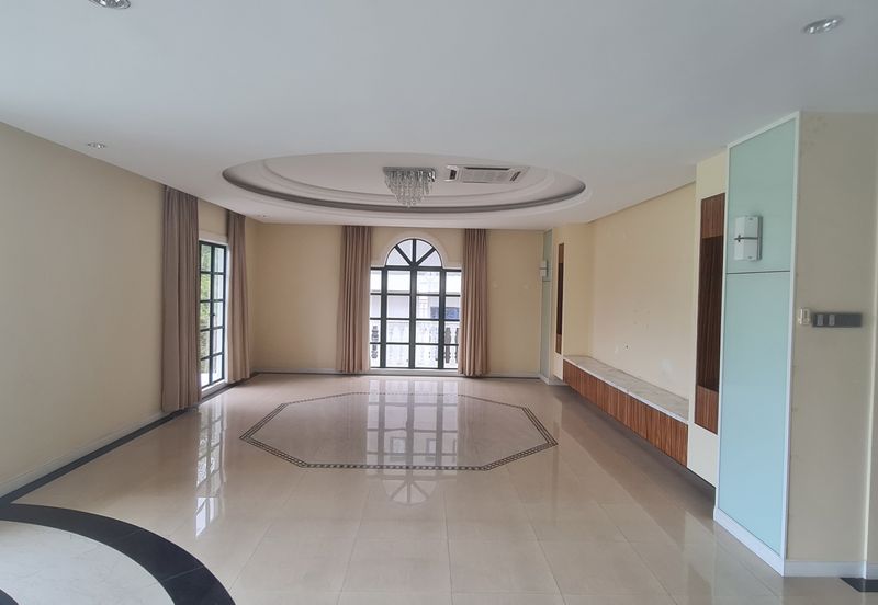 Tropicana Golf & Country Resort