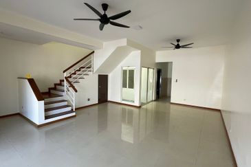 Sunway SPK Damansara, Sunway Spk Damansara, Kuala Lumpur. Limted newly refurbished 2sty