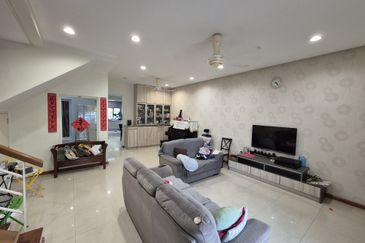 Sunway SPK Damansara, Sunway Spk Damansara, Kuala Lumpur, Limited tip top condition, extended and semi renovated 2sty unit!