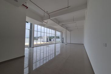 Bandar Puncak Alam, Bandar Puncak Alam, Selangor, Brand new huge land size semi detached factory