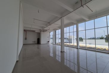 Bandar Puncak Alam, Bandar Puncak Alam, Selangor, Brand new huge land size semi detached factory