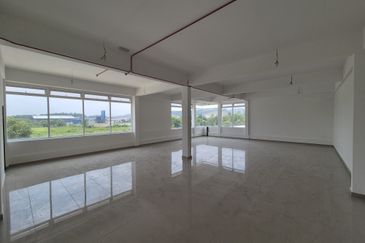 Bandar Puncak Alam, Bandar Puncak Alam, Selangor, Brand new huge land size semi detached factory