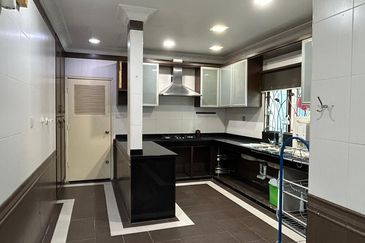 Sunway SPK Damansara, Sunway Spk Damansara, Kuala Lumpur 2.5sty corner unit with huge land!