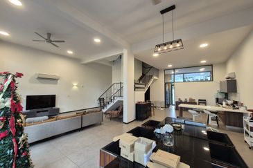 The Mansions @ Parkcity Heights