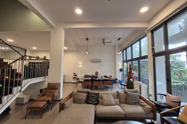 The Mansions @ Parkcity Heights