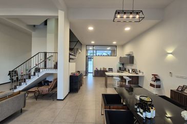 The Mansions @ Parkcity Heights