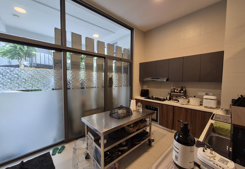 The Mansions @ Parkcity Heights