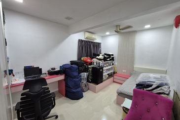 Bandar Menjalara (Desa Seri Mahkota)