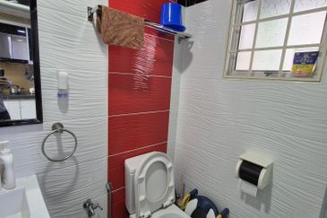 Bandar Menjalara (Desa Seri Mahkota)