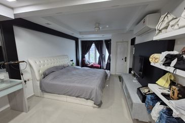 Bandar Menjalara (Desa Seri Mahkota)