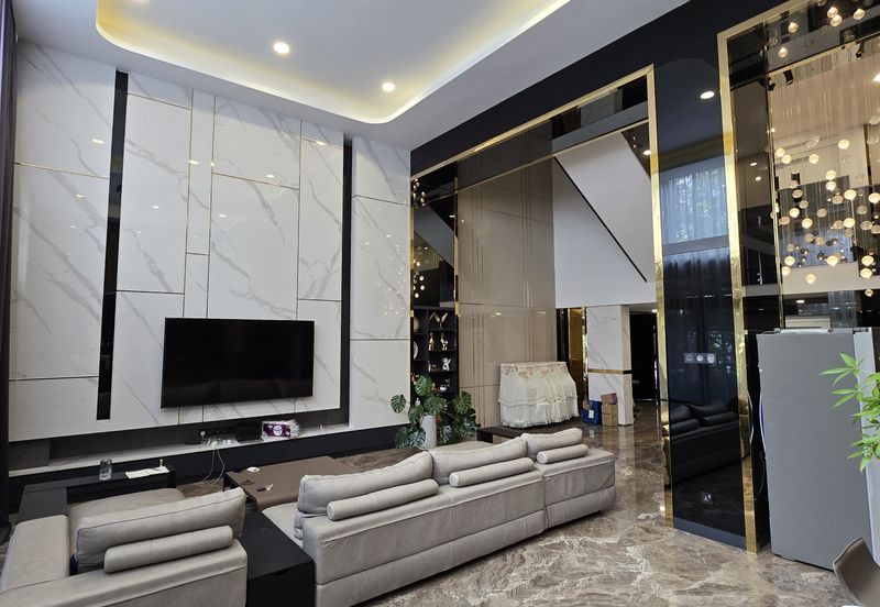 The Mansions @ Parkcity Heights