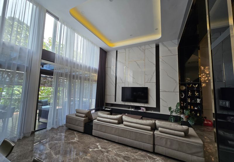 The Mansions @ Parkcity Heights