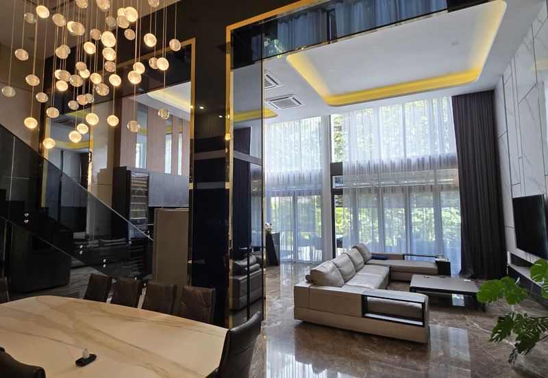 The Mansions @ Parkcity Heights