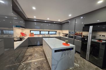 The Mansions @ Parkcity Heights