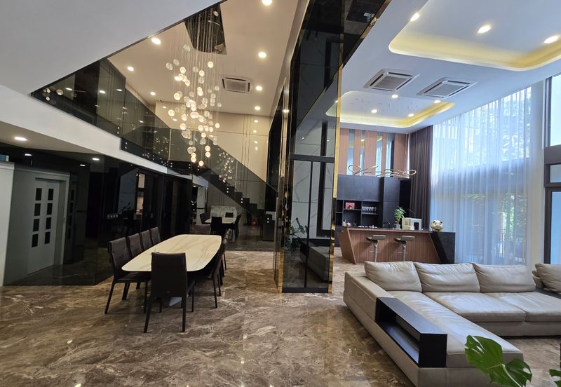 The Mansions @ Parkcity Heights