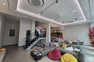 The Mansions @ Parkcity Heights