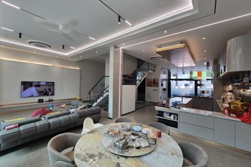 The Mansions @ Parkcity Heights