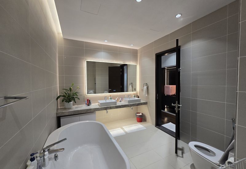 The Mansions @ Parkcity Heights