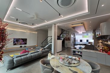 The Mansions @ Parkcity Heights