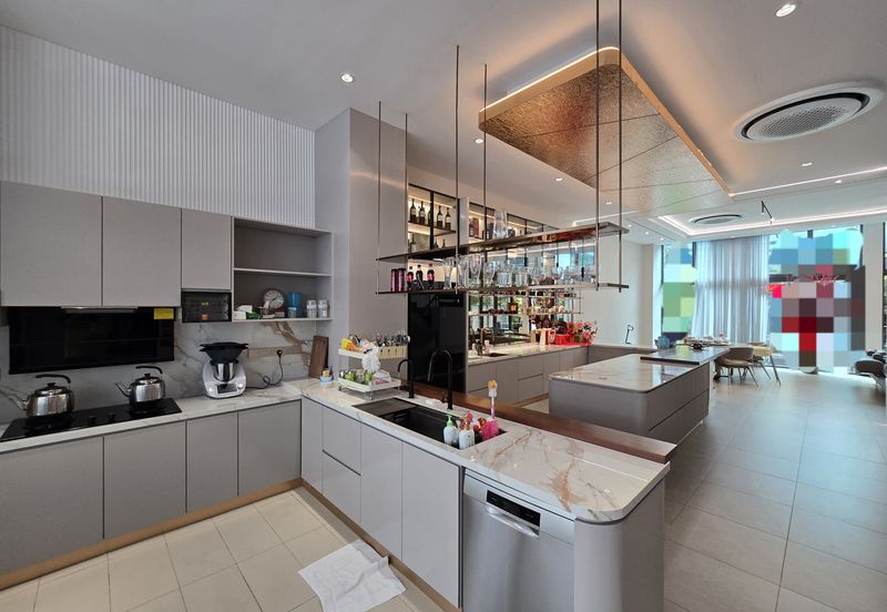 The Mansions @ Parkcity Heights