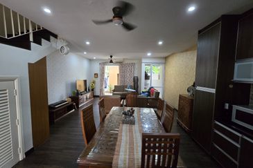 Desa ParkCity (Adora)